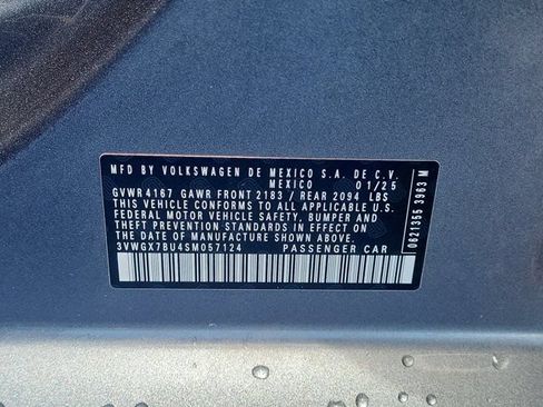 Certified 2025 Volkswagen Jetta SEL FWD image 33