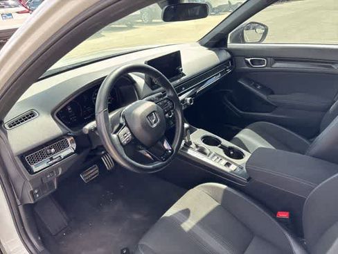 Used 2022 Honda Civic Sport image 9
