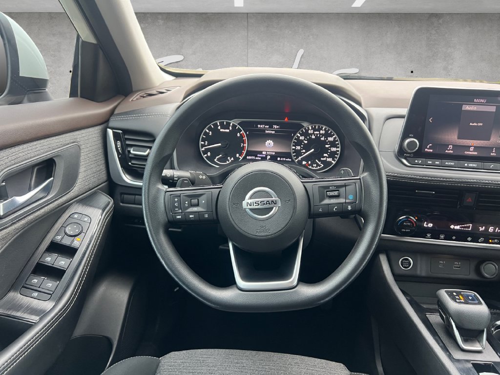 Used 2021 Nissan Rogue SV FWD image 21