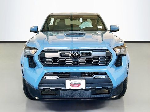 New 2026 Toyota Tacoma TRD Sport RWD image 2