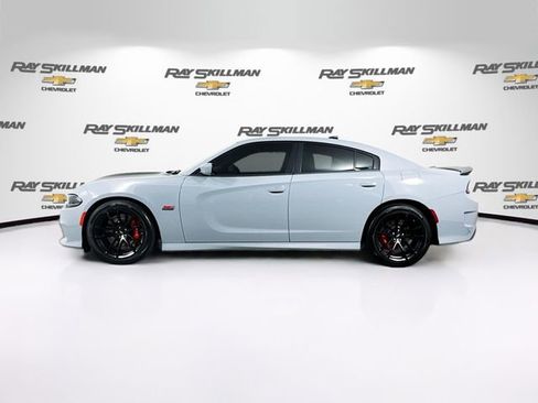 Used 2022 Dodge Charger Scat Pack w/ Dynamics Package image 4