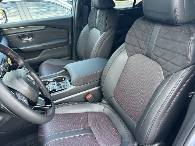 New 2026 Honda Pilot Black Edition image 12