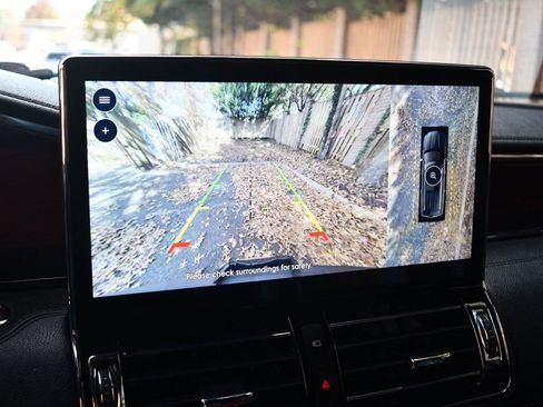 Used 2022 Lincoln Navigator L 4WD image 39