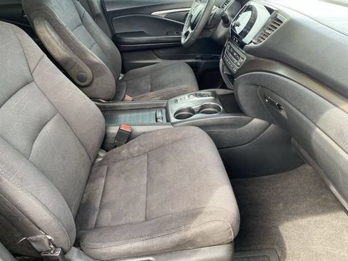 Certified 2022 Honda Pilot Sport image 11