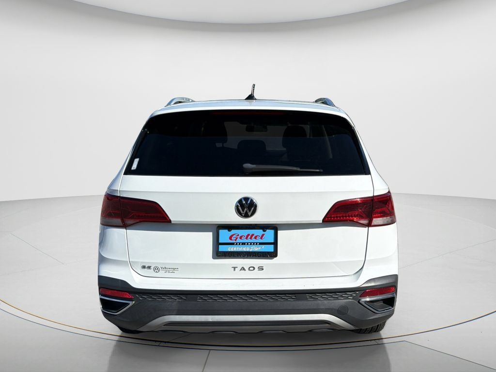 Used 2022 Volkswagen Taos SE FWD image 14