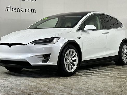 Used 2019 Tesla Model X Long Range image 8