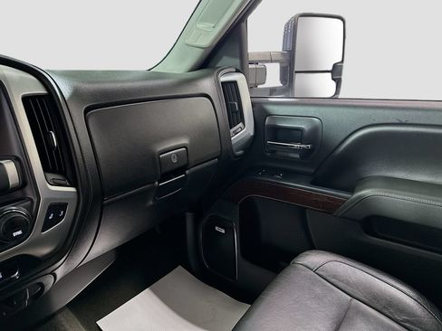 Used 2015 GMC Sierra 2500 SLT AWD/4WD image 25