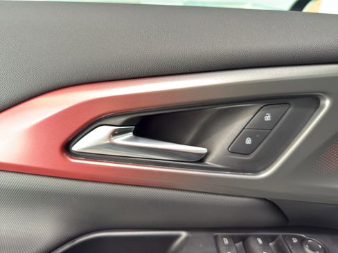 New 2026 Chevrolet Equinox EV RS image 16