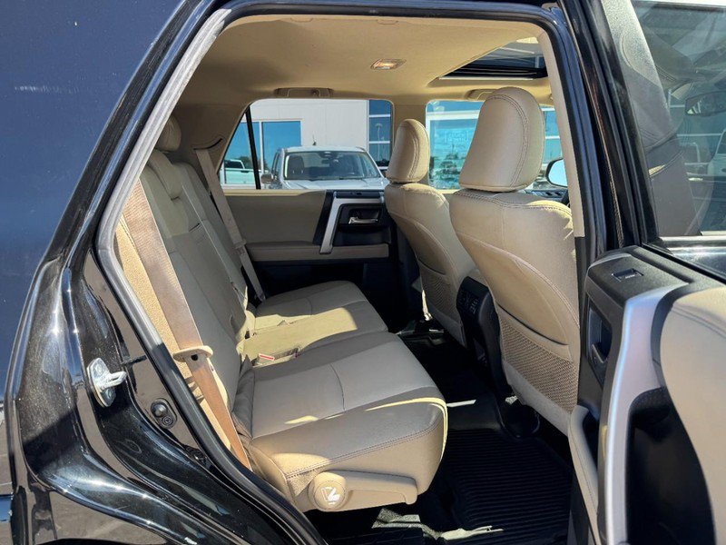 Used 2021 Toyota 4Runner SR5 Premium w/ Moonroof Package AWD/4WD image 10
