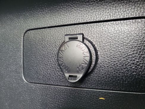 Certified 2021 Toyota RAV4 XLE image 12