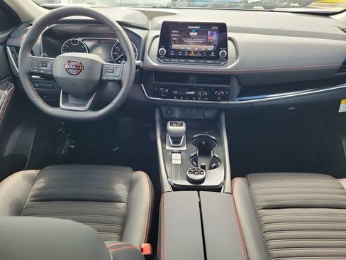 New 2026 Nissan Rogue SV AWD/4WD image 7
