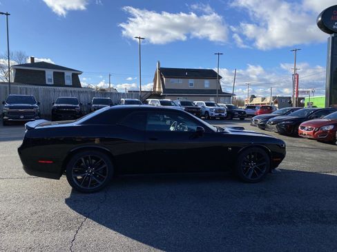 Used 2019 Dodge Challenger R/T Scat Pack w/ Shaker Package image 6