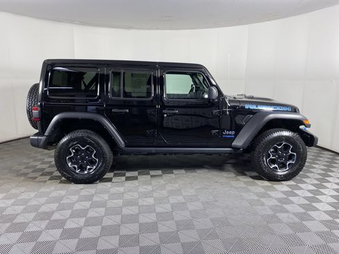 Used 2022 Jeep Wrangler Unlimited Rubicon 4xe w/ Cold Weather Group AWD/4WD image 7
