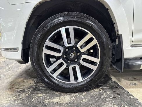Used 2023 Toyota 4Runner Limited AWD/4WD image 10