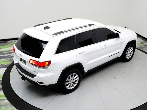 Used 2021 Jeep Grand Cherokee Laredo image 35