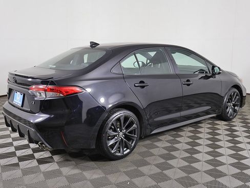 Used 2025 Toyota Corolla SE FWD image 7
