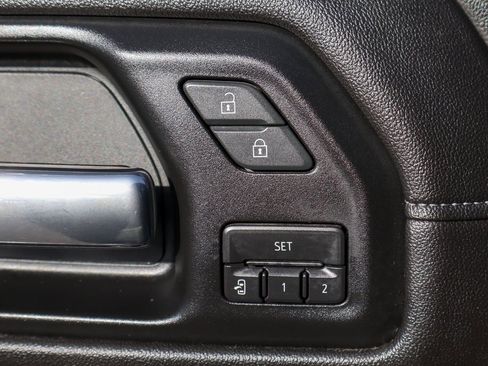 Used 2019 Chevrolet Silverado 1500 LTZ w/ LTZ Plus Package image 15