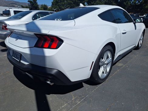 Used 2026 Ford Mustang Coupe RWD image 6