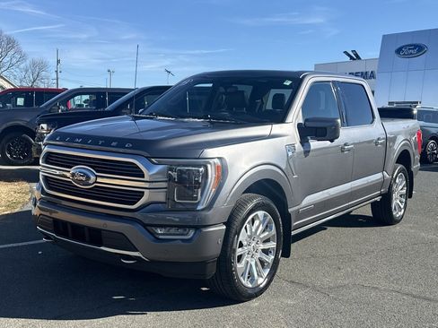 Used 2023 Ford F150 Limited image 8