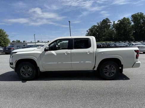 New 2025 Nissan Frontier SV w/ SV Convenience Package RWD image 27
