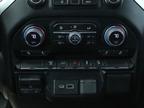 Used 2023 Chevrolet Silverado 2500 LT w/ Convenience Package image 19