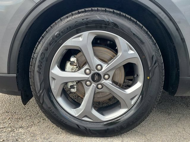 Used 2025 Ford Escape ST-Line FWD image 6