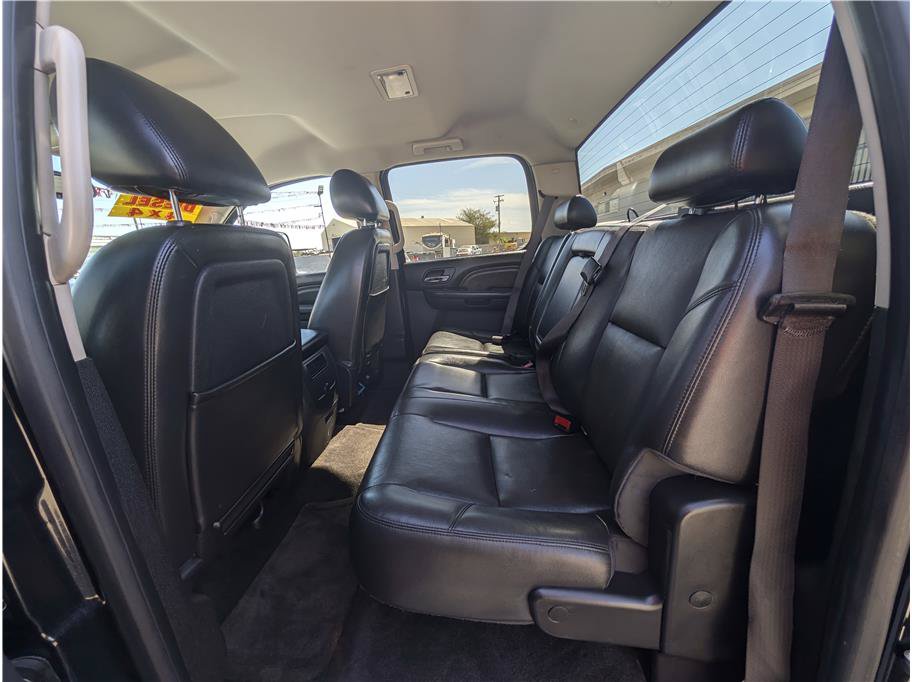 Used 2013 GMC Sierra 3500 Denali AWD/4WD image 10