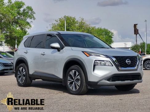 Certified 2022 Nissan Rogue SV image 1