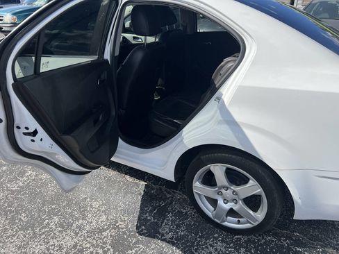 Used 2015 Chevrolet Sonic LTZ image 10