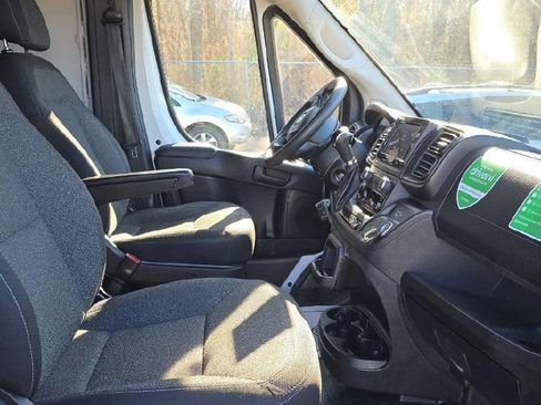 Used 2023 RAM ProMaster 2500 image 2