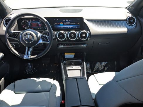 Certified 2026 Mercedes-Benz GLA 250 image 2