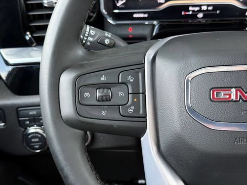 Used 2025 GMC Sierra 1500 SLT AWD/4WD image 37