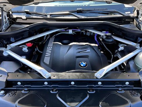 Certified 2025 BMW X7 xDrive40i image 34