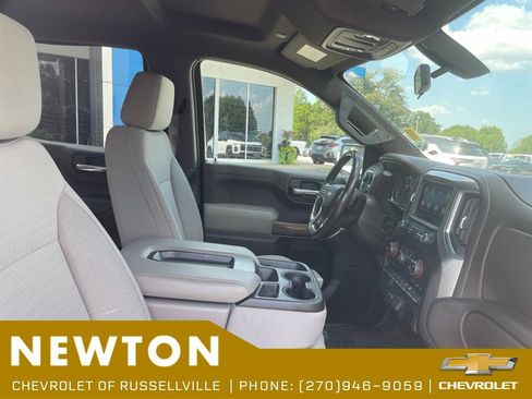 Used 2021 Chevrolet Silverado 1500 LT RWD image 9