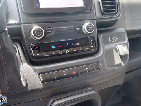 Used 2024 RAM ProMaster 2500 w/ Convenience Group FWD image 20