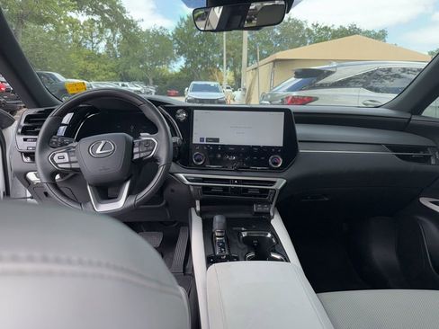 Used 2025 Lexus RX 350 Premium image 22