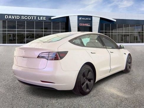 Used 2023 Tesla Model 3 Standard Range RWD image 3