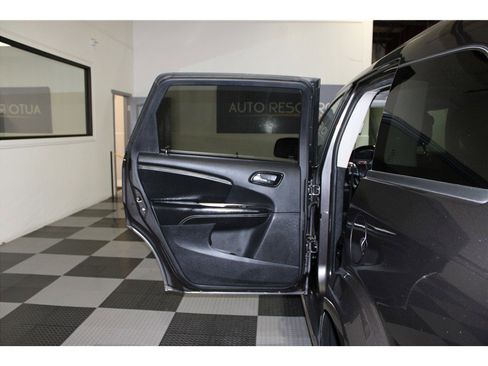 Used 2020 Dodge Journey Crossroad image 13