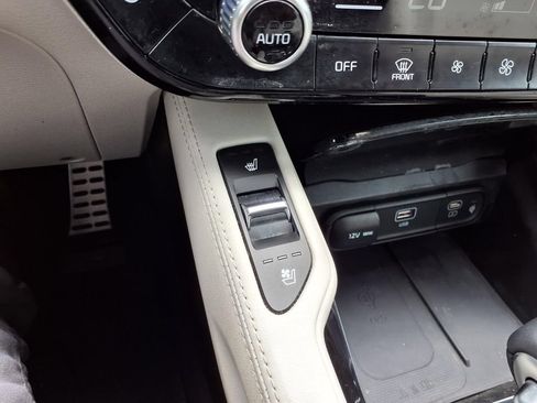 Used 2024 Kia Telluride SX AWD/4WD image 13