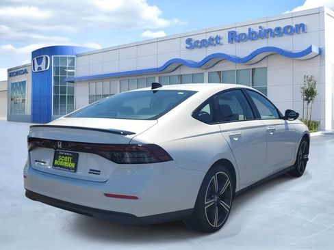 Used 2026 Honda Accord Sport image 4