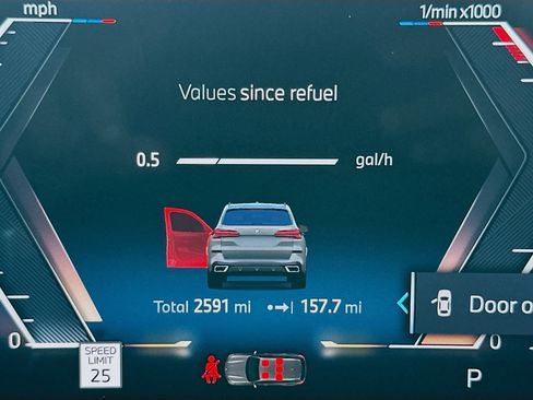 Used 2026 BMW X5 xDrive40i w/ Executive Package image 9