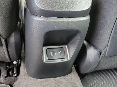 Certified 2025 Hyundai Elantra SEL image 19