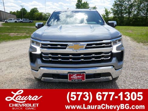 New 2026 Chevrolet Silverado 1500 LTZ w/ LTZ Premium Package AWD/4WD image 1