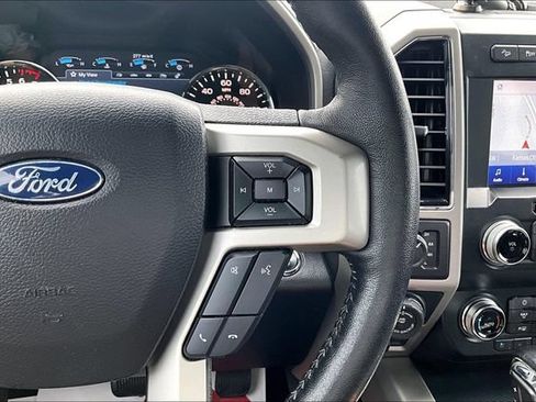 Used 2019 Ford F150 Lariat w/ Equipment Group 502A Luxury AWD/4WD image 13