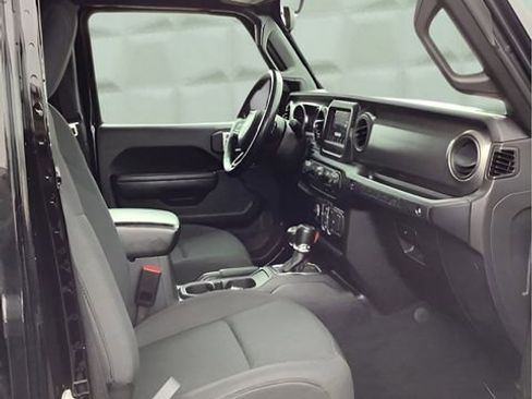 Certified 2022 Jeep Wrangler Unlimited Sport AWD/4WD image 16