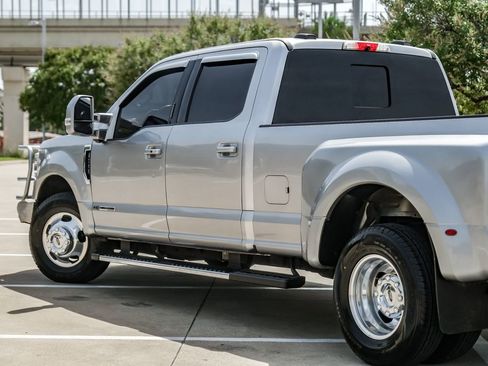 Used 2021 Ford F350 Lariat w/ Lariat Ultimate Package image 16