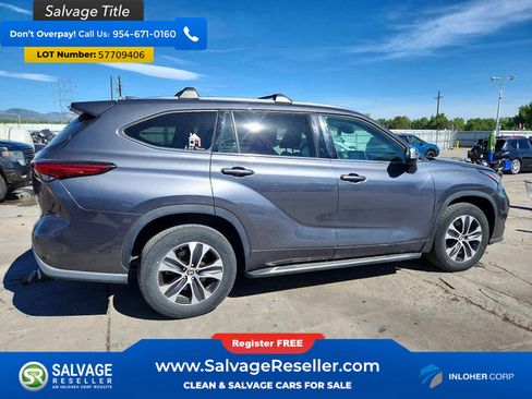 Used 2020 Toyota Highlander XLE FWD image 4