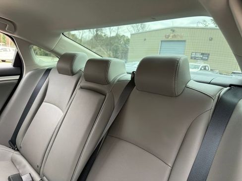 Used 2020 Honda Civic EX-L image 19
