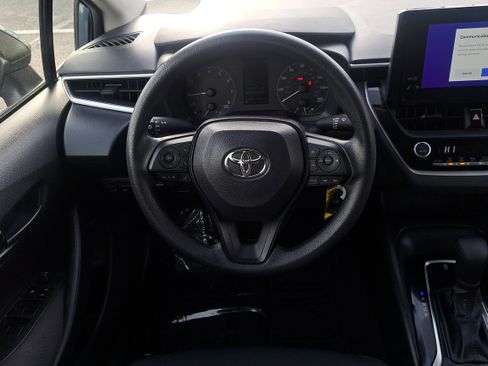 Certified 2023 Toyota Corolla LE image 14