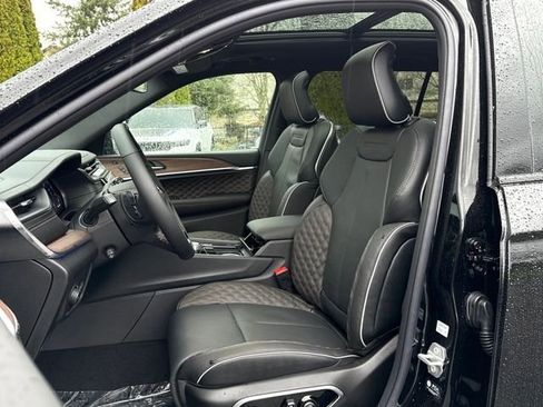 New 2025 Jeep Grand Cherokee L Summit w/ Obsidian Package AWD/4WD image 19